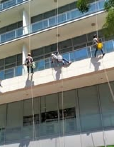 Dịch Vụ Vệ Sinh Công Nghiệp Sau Xây Dựng - Giải Pháp Hoàn Hảo Cho Không Gian Nhà Ở Sạch Đẹp