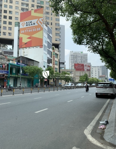 BÁN NHÀ SỔ HỒNG RIÊNG – 4 LẦU, Ô TÔ ĐỖ CỬA, VÀI BƯỚC RA MẶT TIỀN, GIÁ TỐT 