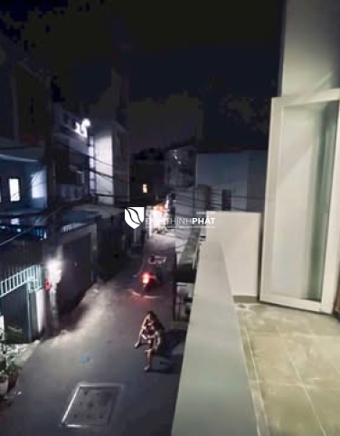 BÁN NHÀ SỔ HỒNG RIÊNG GIÁ RẺ – HẺM XE HƠI, LÔ GÓC, NHÀ ĐẸP NHƯ MỚI