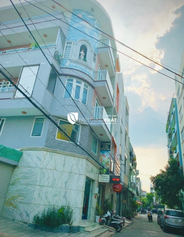 BÁN NHÀ MẶT TIỀN THÀNH PHỐ HỒ CHÍ MINH – LÔ GÓC KHU VIP TÂN PHÚ, 5 TẦNG, THANG MÁY