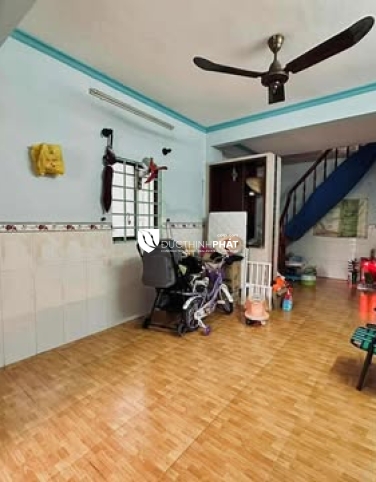 Bán Nhà Hẻm Thông Gần Mặt Tiền Hoàng Văn Thụ – Phường 8, Quận Phú Nhuận