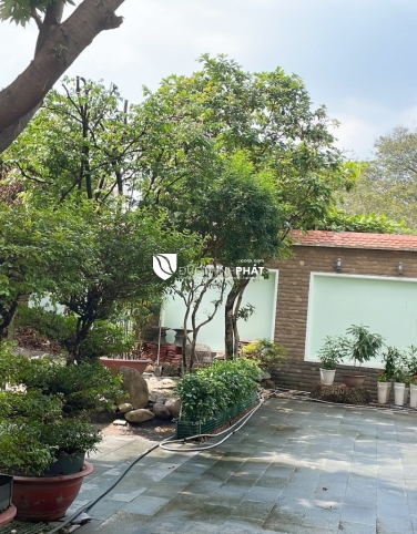 SIÊU BIỆT THỰ MẶT TIỀN KHUÔNG VIỆT TÂN PHÚ – XA HOA, ĐẲNG CẤP GIỚI THƯỢNG LƯU