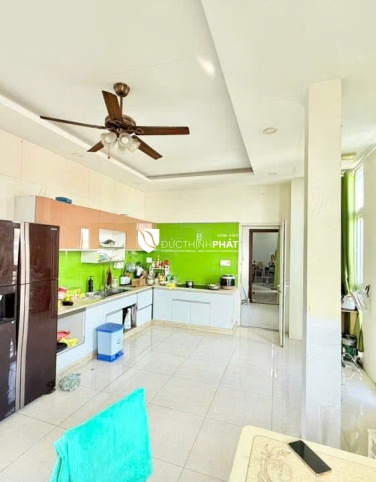 Bán nhà mặt tiền Lý Thánh Tông Tân Phú – Lô góc 2 mặt tiền, 5 tầng, 8PN – 13.9 tỷ