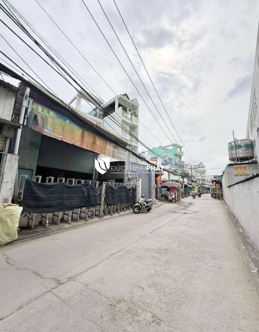 Nhà Xưởng 270m² – Cách 2 Căn Ra Mặt Tiền Hồ Học Lãm  Hẻm Xe Tải 8m – Ngang 7.1m Nở Hậu 8.1m