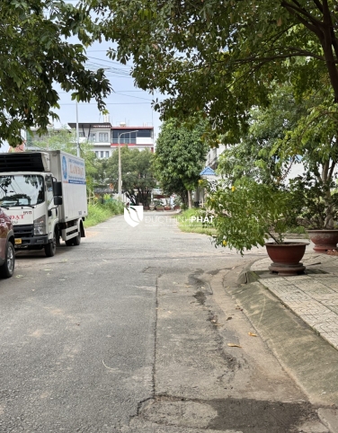 Bán Biệt Thự KDC Phú Nhuận, Quận 12 – Diện Tích 240m², Sổ Hồng, Khu Dân Cư Đẳng Cấp