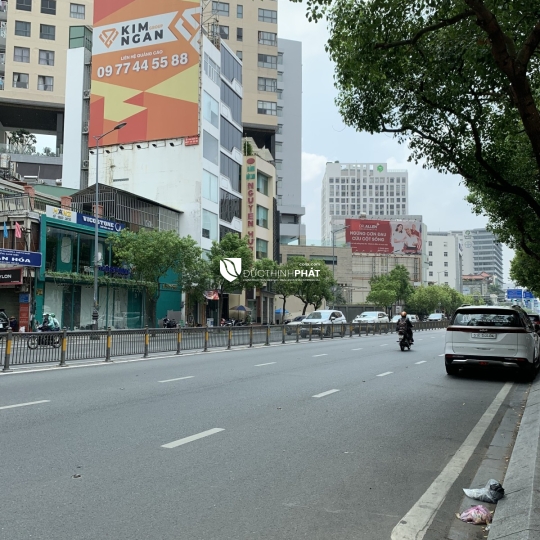 BÁN NHÀ SỔ HỒNG RIÊNG – 4 LẦU, Ô TÔ ĐỖ CỬA, VÀI BƯỚC RA MẶT TIỀN, GIÁ TỐT 
