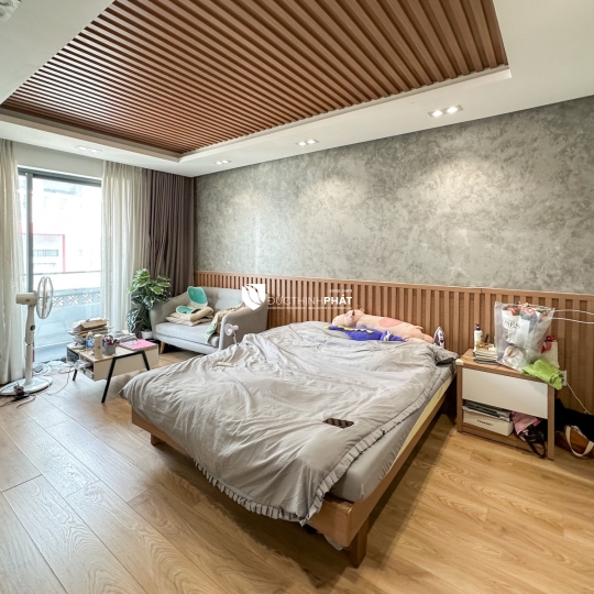NHÀ PHỐ TUYỆT ĐẸP HẺM XE TẢI - ĐINH TIÊN HOÀNG, BÌNH THẠNH - Căn nhà lý tưởng với thiết kế hiện đại, vị trí trung tâm, sát Quận 1, giá cực tốt.
