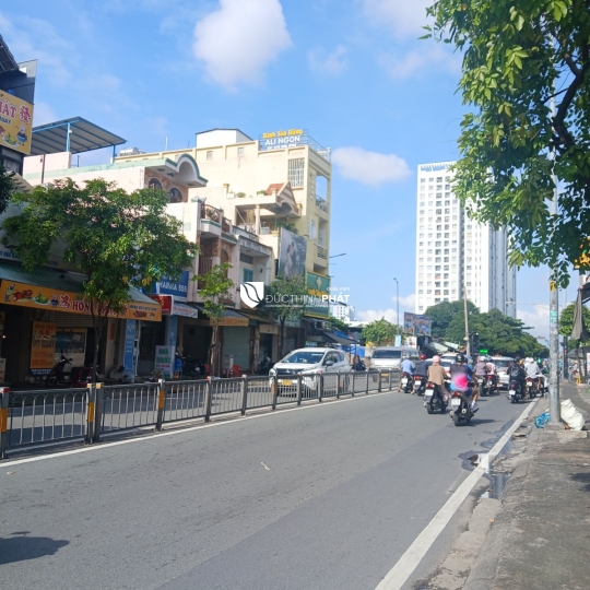 Bán Nhà Mặt Tiền Hòa Bình – Ngay Ngã Tư Tô Hiệu – Giảm Sâu Chỉ Còn 12.7 Tỷ