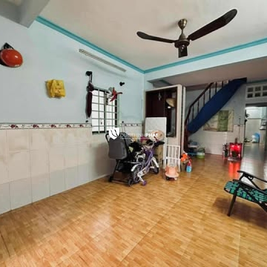 Bán Nhà Hẻm Thông Gần Mặt Tiền Hoàng Văn Thụ – Phường 8, Quận Phú Nhuận