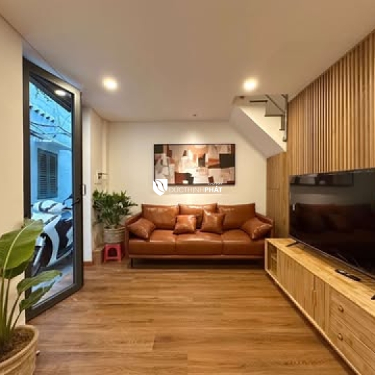 KHU BIỆT THỰ LAM SƠN - NHÀ ĐẸP 4 TẦNG FULL NỘI THẤT - ĐƯỜNG HOÀNG HOA THÁM - GIÁ CHỈ 3.X TỶ