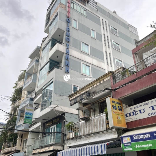 BÁN NHÀ HẺM XE BA GÁC – HUỲNH VĂN BÁNH PHƯỜNG 17 PHÚ NHUẬN – 1 TRỆT 1 LẦU + SÂN THƯỢNG – CHỈ 70M RA CAO THẮNG – GẦN NGUYỄN VĂN TRỖI