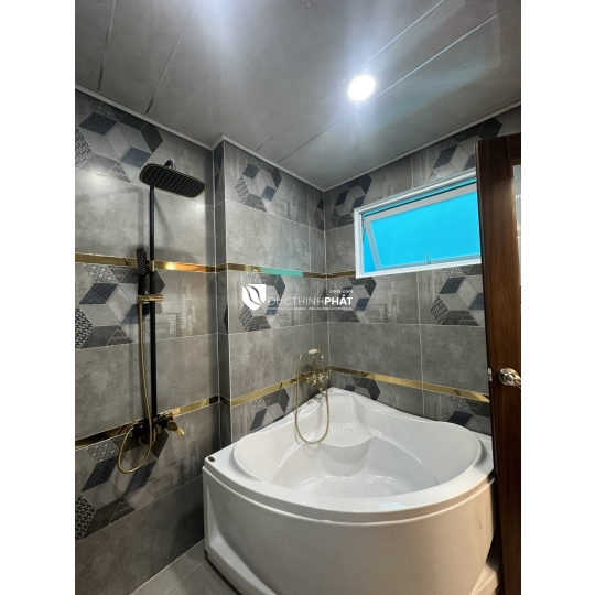 Bất Động Sản Dòng Tiền Cao – Nhà Mới, Kinh Doanh Tốt, Đường Xe Tải, Sổ Đẹp