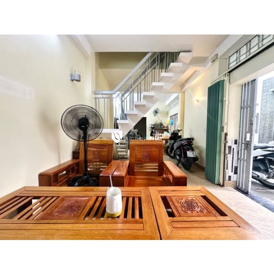 Bán Bất Động Sản Dòng Tiền, Lê Văn Duyệt, Bình Thạnh - Cơ Hội Đầu tư  - Nhà 3 Tầng, Hẻm Xe Hơi, Dòng Tiền Tốt