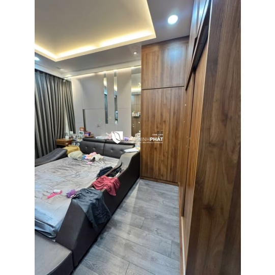 Nhà Đẹp Tân Phú – Sổ Hồng Riêng, 2 Mặt Hẻm Xe Hơi, Full Nội Thất 5 Tầng, Hoàn Công Đủ