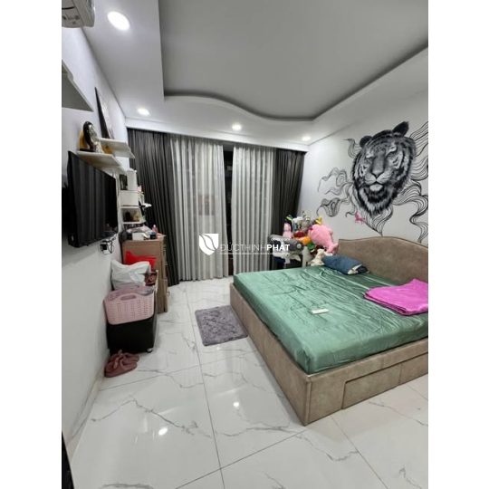 Nhà Đẹp Tân Phú – Sổ Hồng Riêng, 2 Mặt Hẻm Xe Hơi, Full Nội Thất 5 Tầng, Hoàn Công Đủ