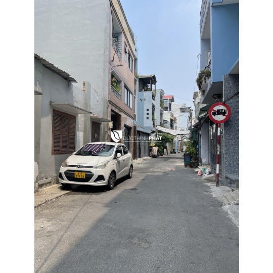 NHÀ ĐẸP BÌNH THẠNH – HẺM XE HƠI 6M HOÀNG HOA THÁM, 4 LẦU FULL NỘI THẤT