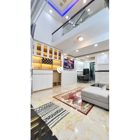 NHÀ ĐẸP 5 TẦNG PHẠM VĂN CHIÊU – HẺM XE HƠI – FULL NỘI THẤT – GẦN CHỢ, TRƯỜNG HỌC – CHỈ 6.18 TỶ