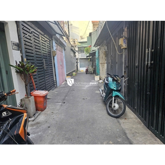 Nhà Hẻm Xe Hơi Đỗ Cửa Quang Trung Gò Vấp – Một Trục, Sổ Riêng, Giá Tốt Nhất Khu Vực