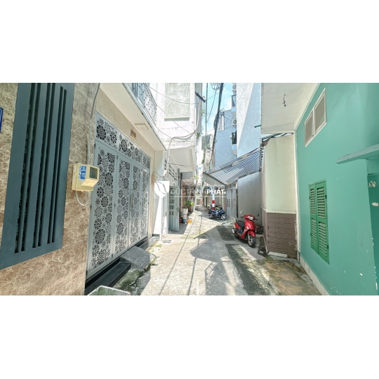 Bán Nhà Nguyễn Trọng Tuyển, P.2, Tân Bình – Hẻm Xe Hơi, Sổ Riêng