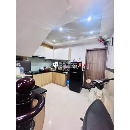Nhà Hẻm VIP Kỳ Đồng, Quận 3 – Lô Góc, Ô Tô Tránh, Sổ Riêng A4, 51/79 m², 3 Tầng – 10.5 Tỷ thương lượng