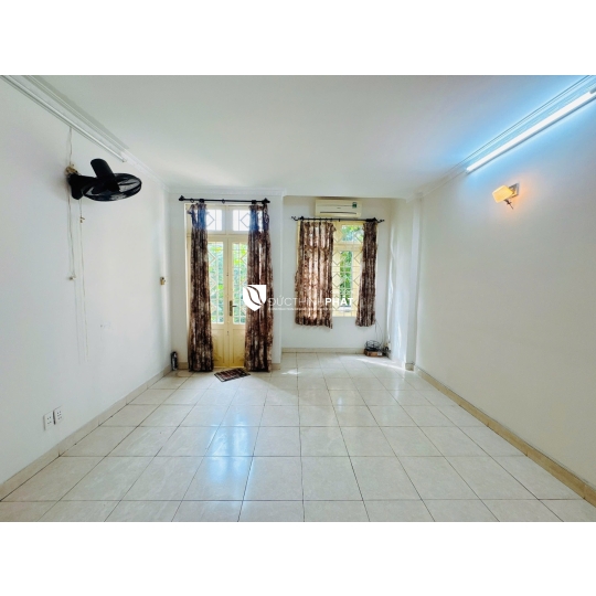 Bán nhà mặt tiền Nguyễn Văn Đậu, 3 tầng, 82m² có vỉa hè – Bình Thạnh, giá 19 tỷ