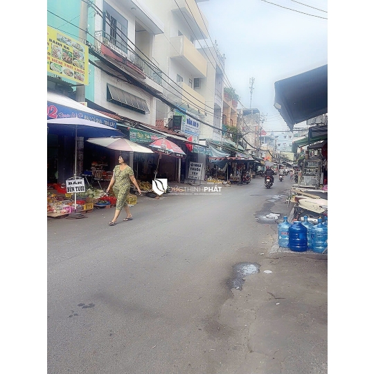 BÁN NHÀ MẶT TIỀN TP.HCM – LÝ THƯỜNG KIỆT, LÔ GÓC 2 MẶT THOÁNG