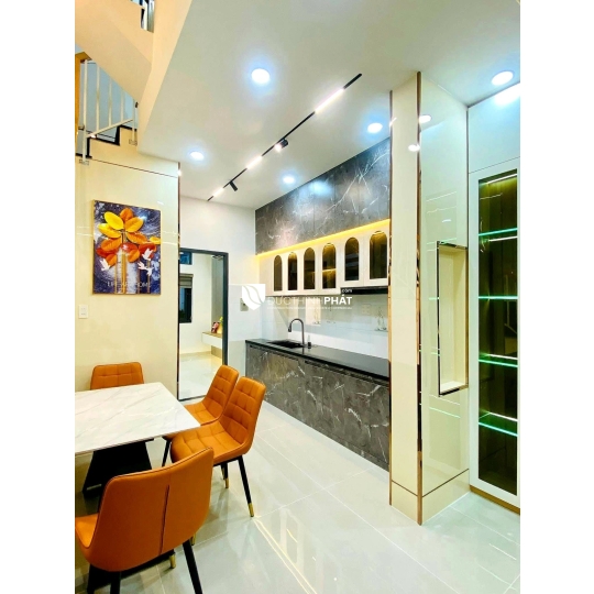 NHÀ PHỐ 2 MẶT TIỀN HẺM – NGAY KHU VIP LÀNG HOA GÒ VẤP – 66M² – 6.25 TỶ