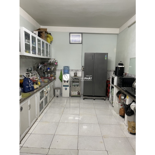 BÁN NHÀ HẺM XE BA GÁC – HUỲNH VĂN BÁNH PHƯỜNG 17 PHÚ NHUẬN – 1 TRỆT 1 LẦU + SÂN THƯỢNG – CHỈ 70M RA CAO THẮNG – GẦN NGUYỄN VĂN TRỖI
