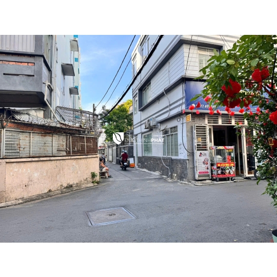 Đất Lớn Phú Nhuận 2025 - Quỹ Đất Hiếm Tại Phan Xích Long & Cơ Hội Phát Triển