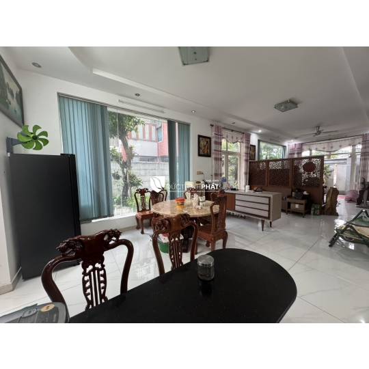 Bán Biệt Thự KDC Phú Nhuận, Quận 12 – Diện Tích 240m², Sổ Hồng, Khu Dân Cư Đẳng Cấp
