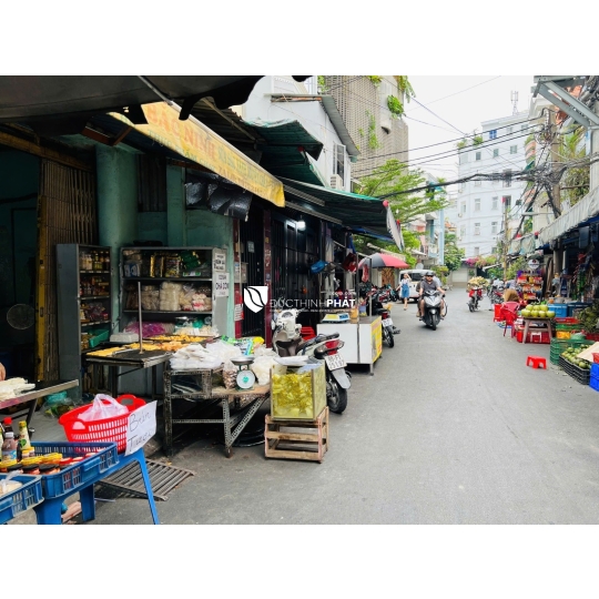 Gần Ga T3 – Nhà 2 Tầng HXH Hoàng Hoa Thám Tân Bình – Tiềm Năng CHDV 6 Tầng