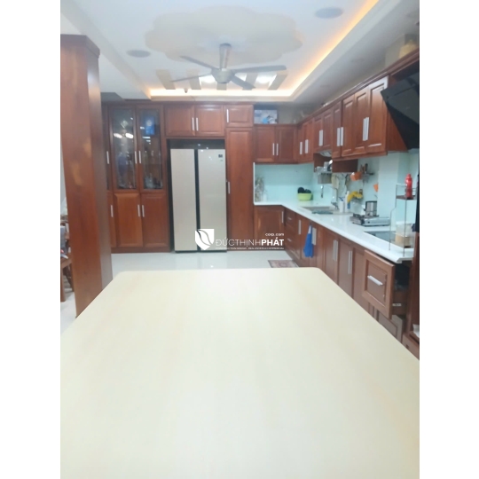 CHDV SIÊU DÒNG TIỀN TRUNG TÂM TÂN BÌNH – GIÁP QUẬN 3, PHÚ NHUẬN – HẺM THÔNG – 2 NHÀ RIÊNG CỬA THÔNG NHAU – THANG MÁY, PCCC ĐẦY ĐỦ – DÒNG TIỀN 150–160TR/THÁNG