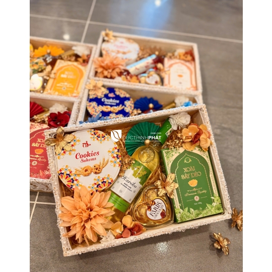 K02 - Ngọc Lan Tam Bảo