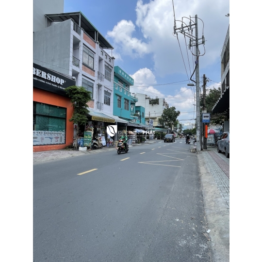 NHÀ MẶT TIỀN VĂN CAO, TÂN PHÚ – VỈA HÈ RỘNG, VỊ TRÍ ĐẸP, KINH DOANH SẦM UẤT