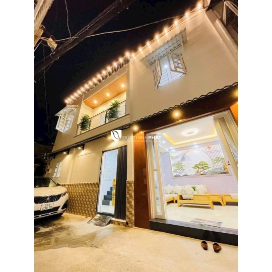 NHÀ ĐẸP, HẺM XE HƠI – SỔ HỒNG RIÊNG, GẦN CÔNG VIÊN LÀNG HOA!