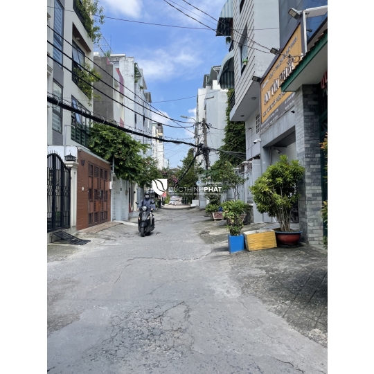 NHÀ HẺM Ô TÔ NƠ TRANG LONG – 5 TẦNG, 7 PHÒNG, NGANG 5.1M, KINH DOANH HIỆU SUẤT CAO