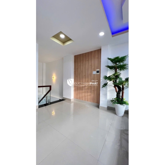 NHÀ ĐẸP 5 TẦNG PHẠM VĂN CHIÊU – HẺM XE HƠI – FULL NỘI THẤT – GẦN CHỢ, TRƯỜNG HỌC – CHỈ 6.18 TỶ