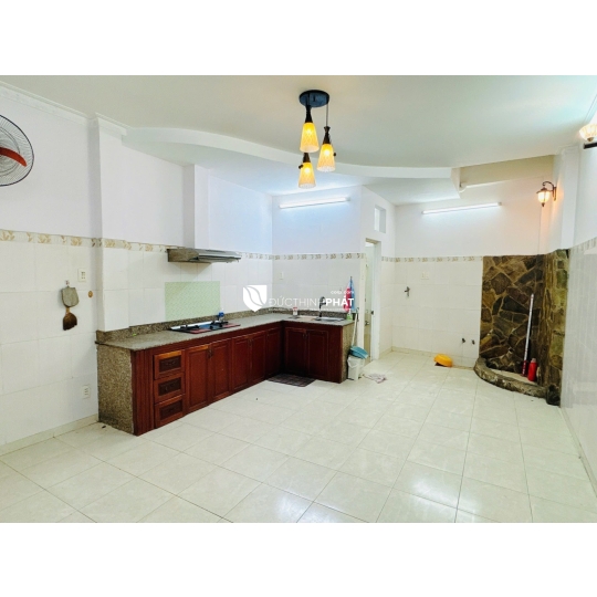 Bán nhà mặt tiền Nguyễn Văn Đậu, 3 tầng, 82m² có vỉa hè – Bình Thạnh, giá 19 tỷ