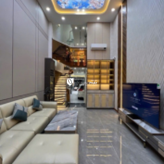 SIÊU PHẨM 5 TẦNG - XE HƠI NGỦ TRONG NHÀ -  THANG MÁY XỊN XÒ - FULL NỘI THẤT - NHÀ THIẾT KẾ SIÊU LUNG LINH - CHỈ 9.x TỶ