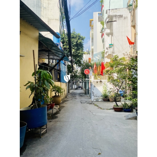 NHÀ HIẾM LÔ GÓC THÍCH QUẢNG ĐỨC – DÒNG TIỀN ỔN ĐỊNH, CHÍNH CHỦ – GIÁ TỐT CHO NHÀ ĐẦU TƯ