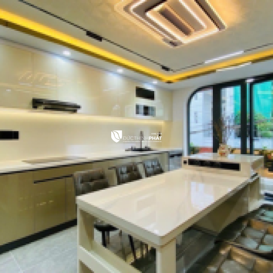 SIÊU PHẨM 5 TẦNG - XE HƠI NGỦ TRONG NHÀ -  THANG MÁY XỊN XÒ - FULL NỘI THẤT - NHÀ THIẾT KẾ SIÊU LUNG LINH - CHỈ 9.x TỶ