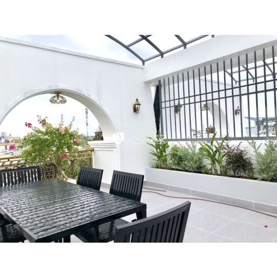Nhà phố Nhà Bè – 4 Tầng, Thang Máy, Smart-Home – Sát Quận 7, Giá 10.8 Tỷ