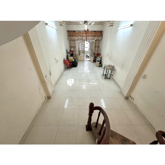 NHÀ GIÁ TỐT BÌNH THẠNH – LÔ GÓC, 92M², 3 TẦNG, GẦN MẶT TIỀN, CHỈ 9.5 TỶ