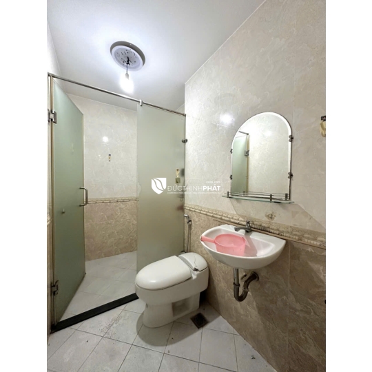 NHÀ GIÁ TỐT BÌNH THẠNH – LÔ GÓC, 92M², 3 TẦNG, GẦN MẶT TIỀN, CHỈ 9.5 TỶ
