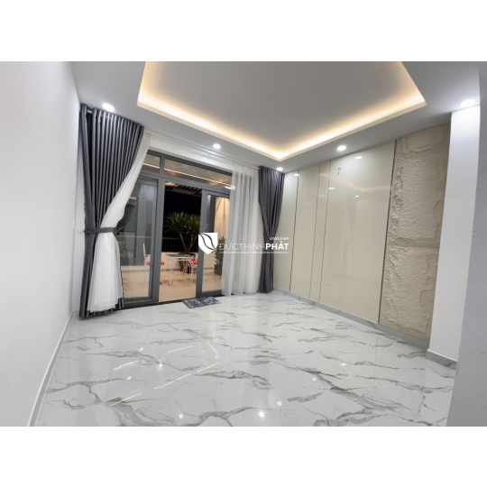 BÁN NHÀ PHỐ 5 TẦNG LÊ VĂN THỌ – PHƯỜNG 8 GÒ VẤP – HẺM XE TẢI – FULL NỘI THẤT CAO CẤP – GIÁ CHỈ 11.9 TỶ