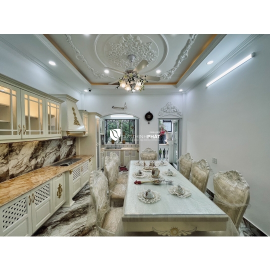 Bán Nhà Mặt Tiền Ba Tháng Hai – View Hà Đô Centrosa Garden – Kinh Doanh Cực Đỉnh