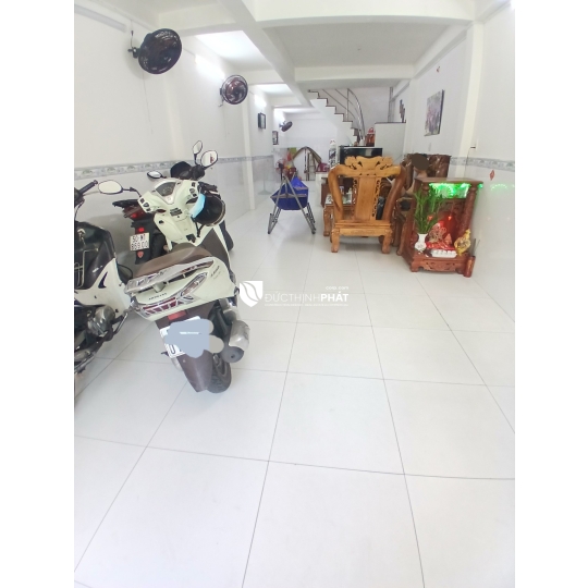 Bán Nhà Mặt Tiền Hòa Bình – Ngay Ngã Tư Tô Hiệu – Giảm Sâu Chỉ Còn 12.7 Tỷ