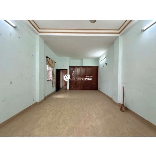 NHÀ GIÁ TỐT BÌNH THẠNH – LÔ GÓC, 92M², 3 TẦNG, GẦN MẶT TIỀN, CHỈ 9.5 TỶ