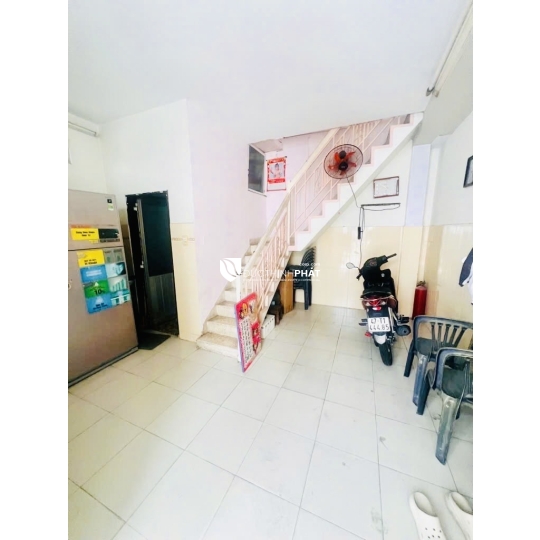 NHÀ HIẾM LÔ GÓC THÍCH QUẢNG ĐỨC – DÒNG TIỀN ỔN ĐỊNH, CHÍNH CHỦ – GIÁ TỐT CHO NHÀ ĐẦU TƯ