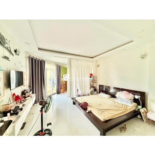 Bán nhà mặt tiền Lý Thánh Tông Tân Phú – Lô góc 2 mặt tiền, 5 tầng, 8PN – 13.9 tỷ